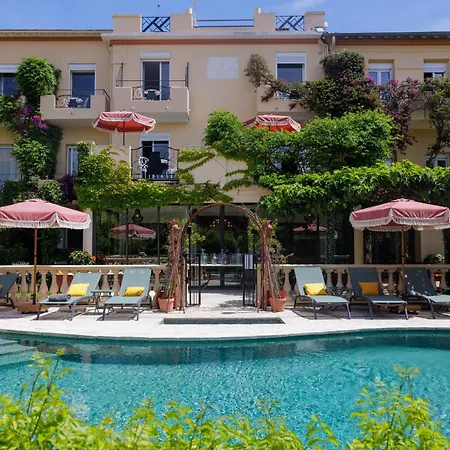 Hotell La Sainte Valerie Adults Only 4*
