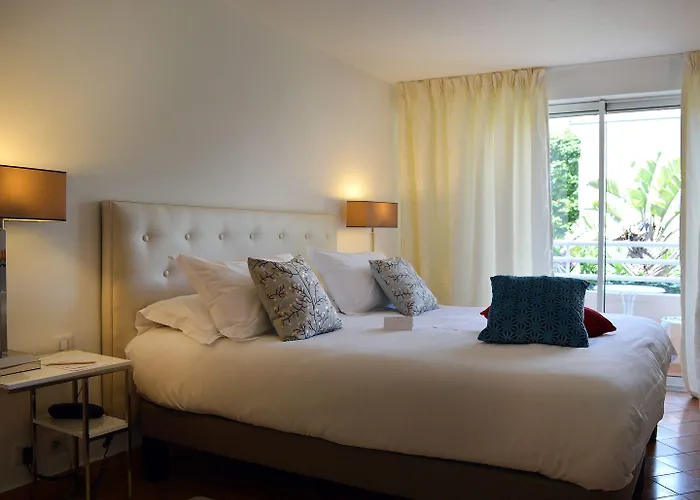 La Sainte Valerie Adults Only Szálloda Juan-les-Pins